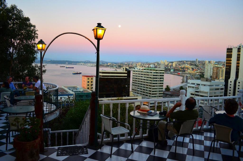 Hotel Brighton فالبارايسو المظهر الخارجي الصورة